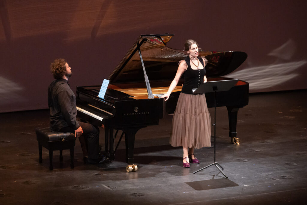 Hommage an Rachmaninow: Asmik Grigorian und Lukas Genušias Unter den Linden